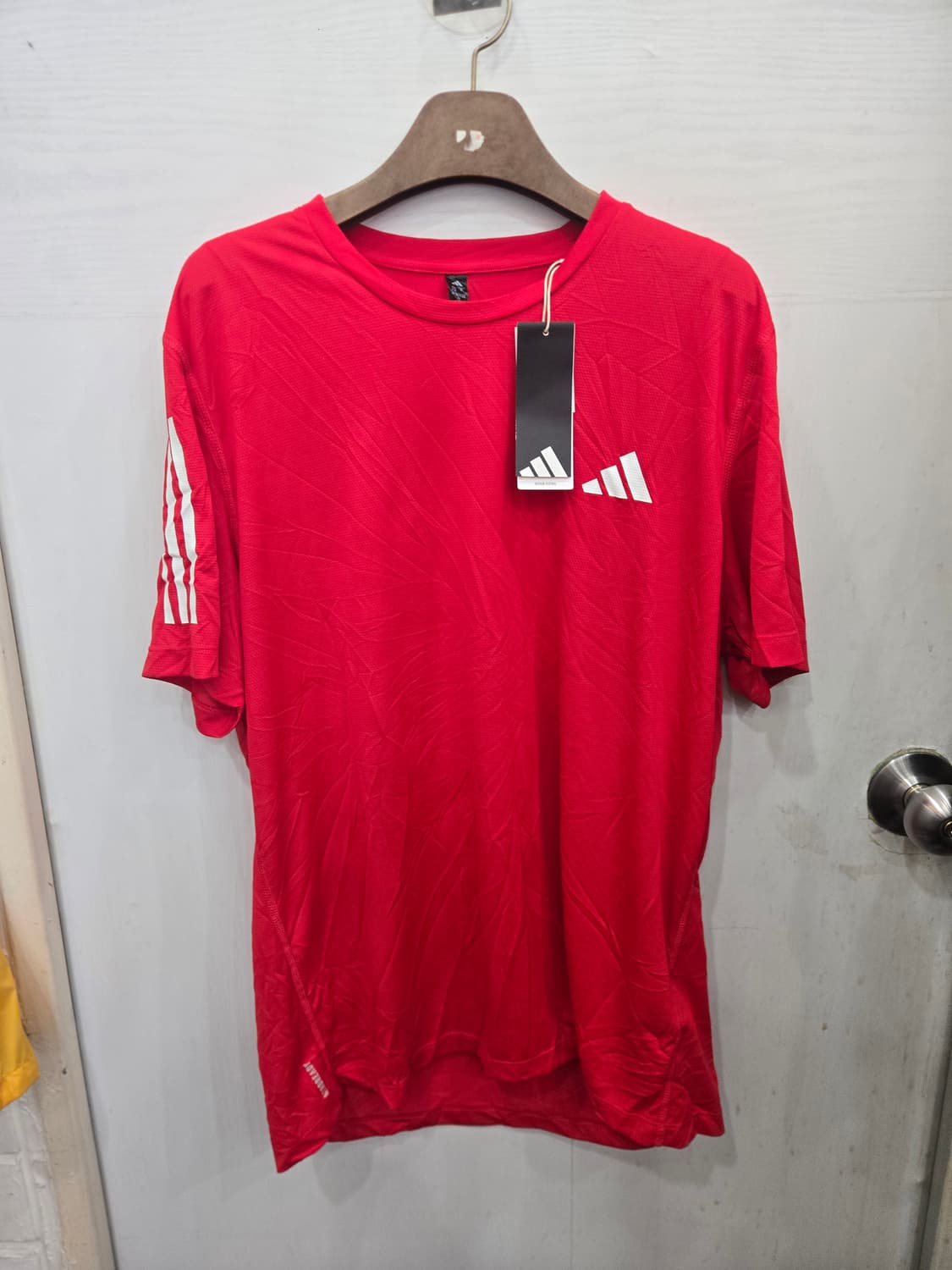XL,105,새상품)) adidas 아디다스 반팔티셔츠! 레드 색상~ 상품이미지1