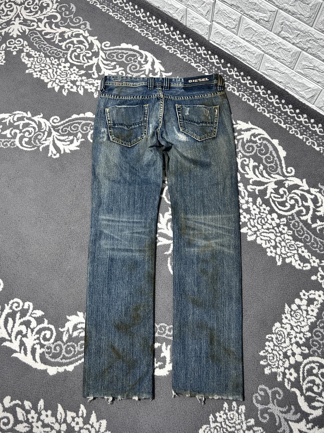 디젤 하드 스티치 디스트레스드 데님 팬츠 상품이미지5