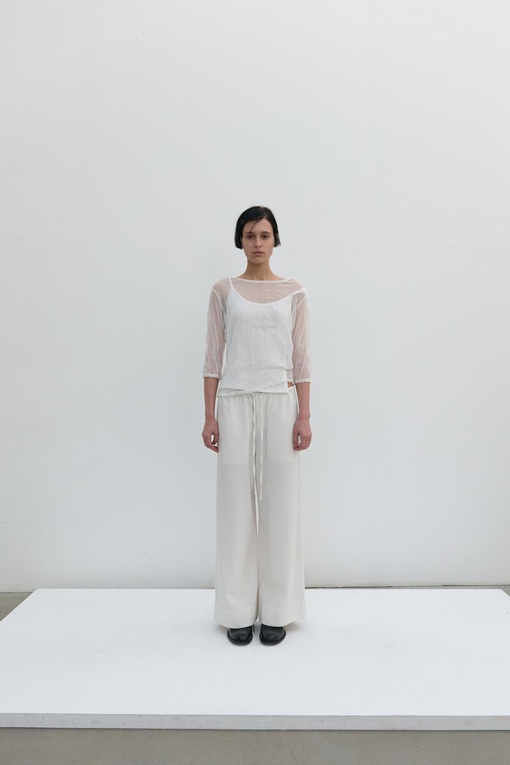 낫띵에브리띵 WRINKLED MESH TOP IN WHITE 상품이미지5