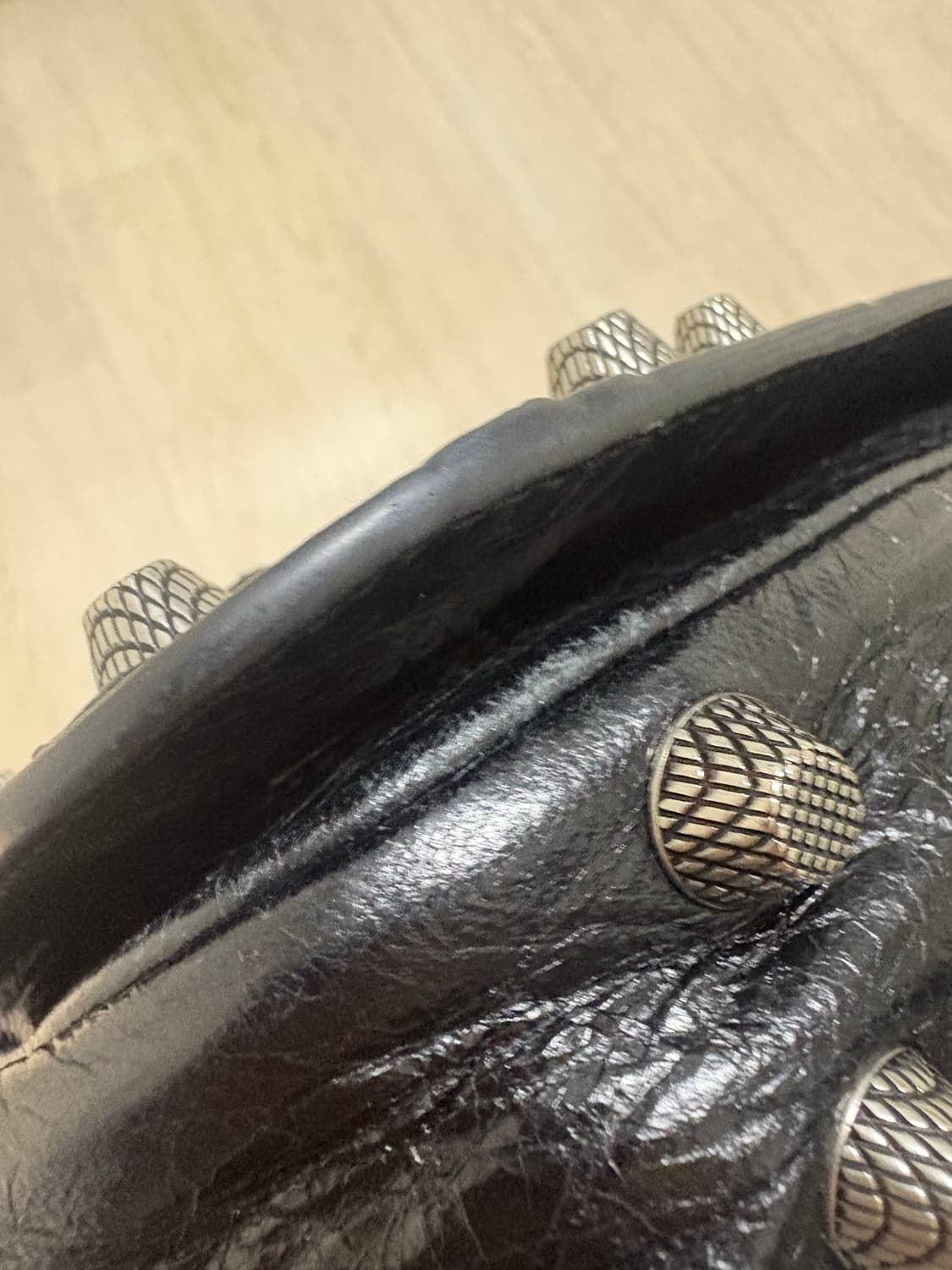 발렌시아가 르카골 플랩백 xs 상품이미지9