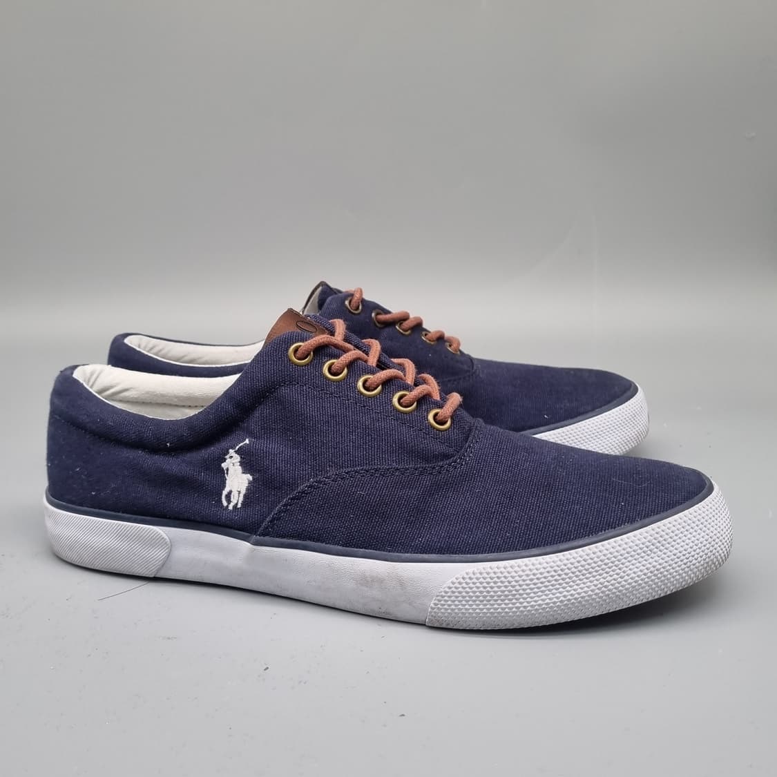폴로 네이비 스니커즈 270 상품이미지1