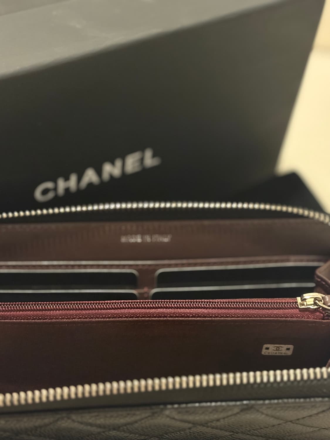 샤넬 클래식 캐비어 은장 장지갑 (새상품) 상품이미지5