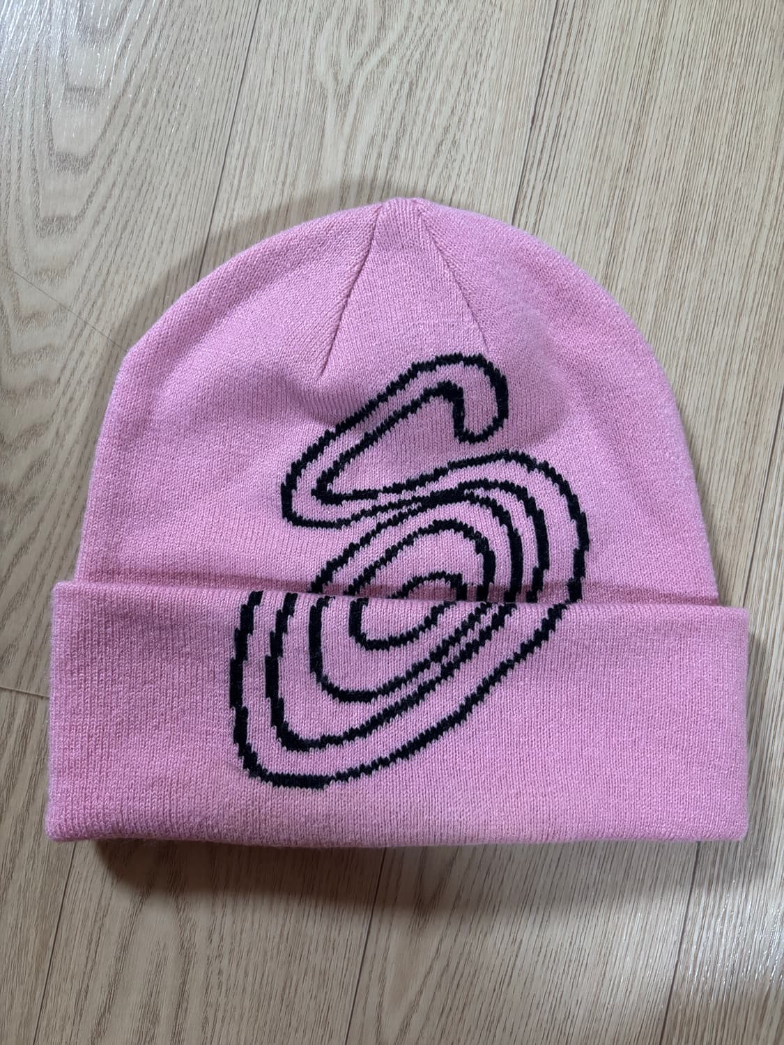 스투시 스월 커프 S 비니 상품이미지1