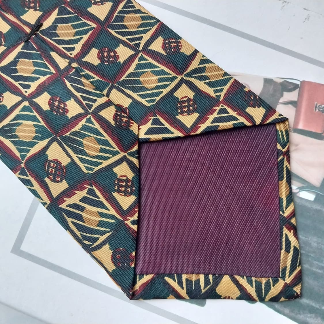 버버리 실크 베이지 헤리티지 패턴 넥타이 10cm A+등급 K2243
 상품이미지7