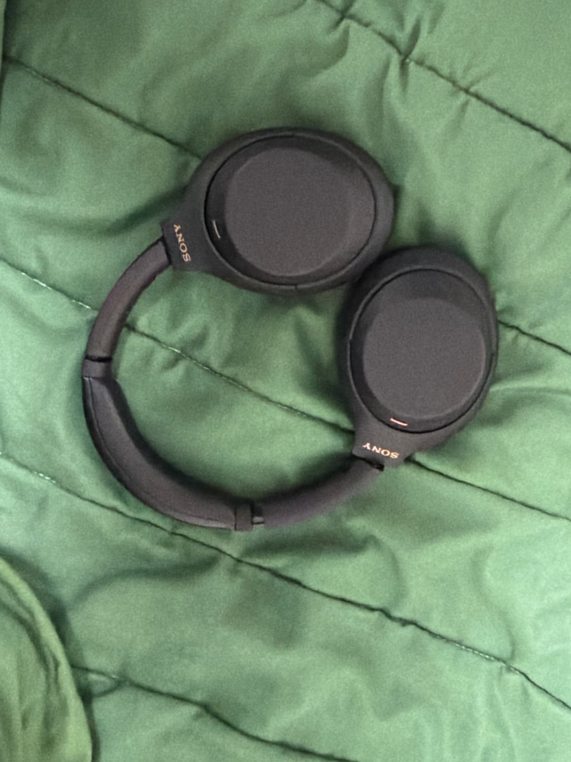 소니 WH-1000XM4 상품이미지2