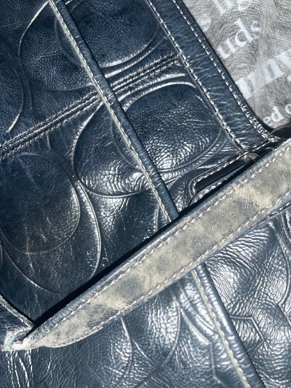 coach 시그니처 토트백 emboss 상품이미지5