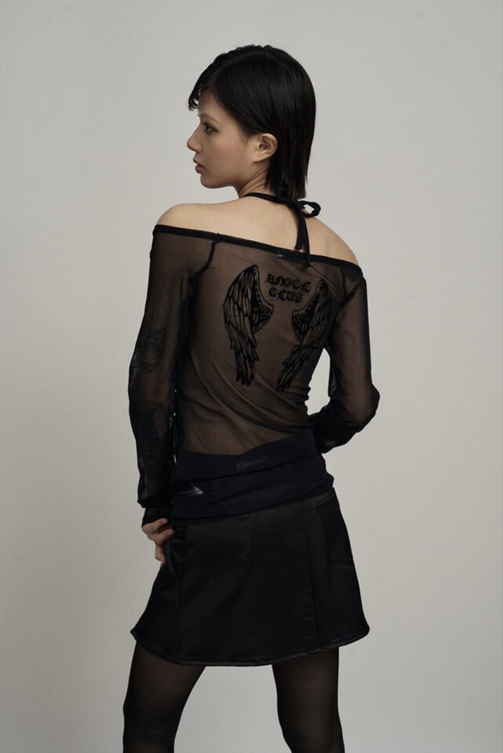 일리오 BLACK ANGEL WINGS MESH LONG SLEEVE 상품이미지3