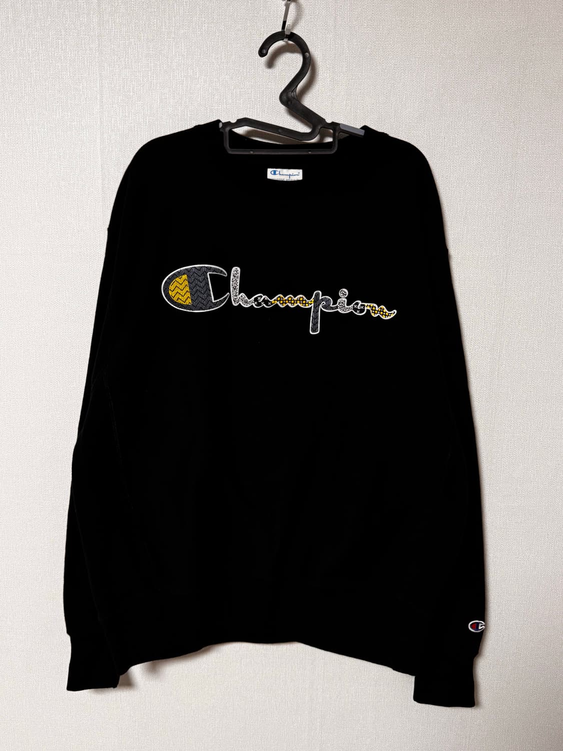 챔피온 빅로고 리버스위브 블랙 맨투맨 상품이미지2