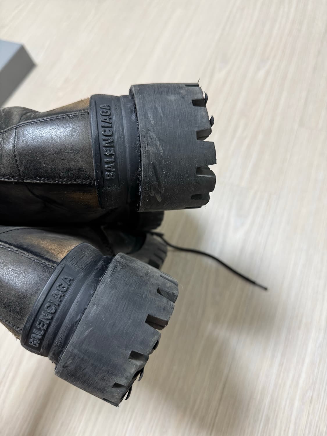 발렌시아가 스트라이크 부츠 빈티지 이펙트 레더 40 상품이미지5