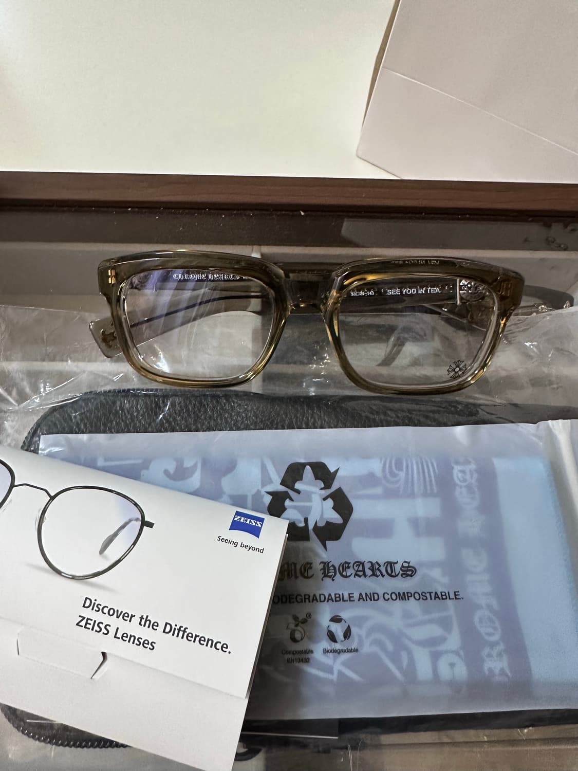 크롬하츠 씨유인티 안경 거의새상품 풀구성 급처합니다 상품이미지2