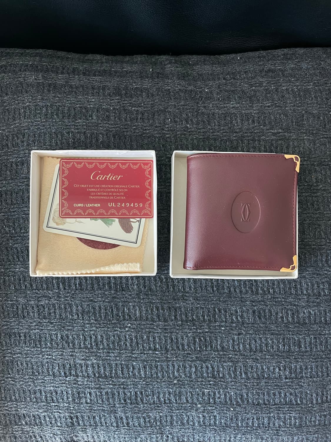 까르띠에 반지갑 버건디컬러 상품이미지8