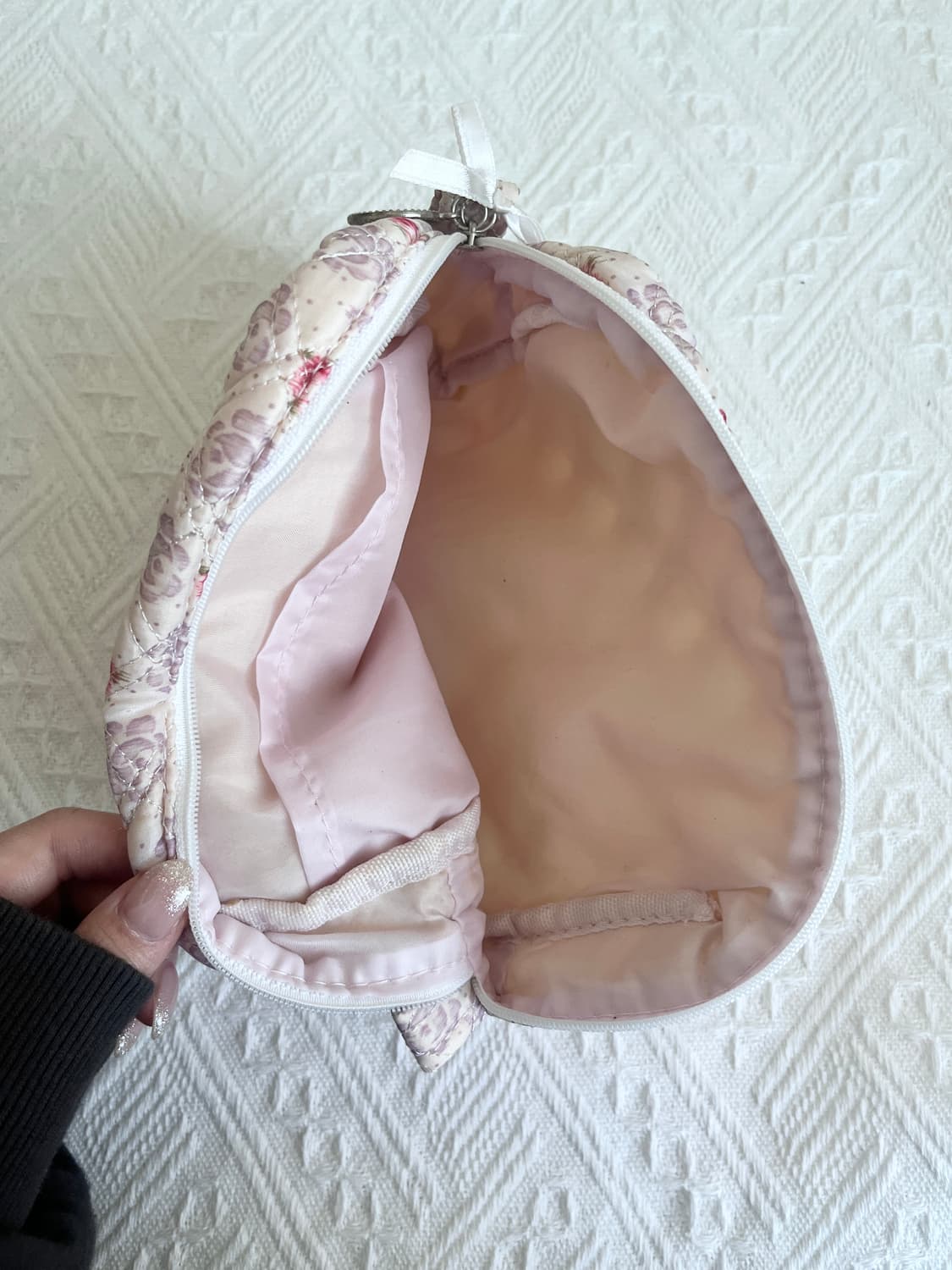 질스튜어트 플라워 퀼팅 리본 파우치 상품이미지5