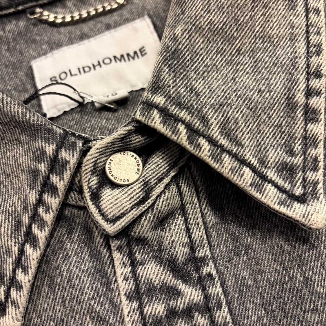 [48] 19FW 솔리드옴므 워싱 데님 셔츠 C656 상품이미지4