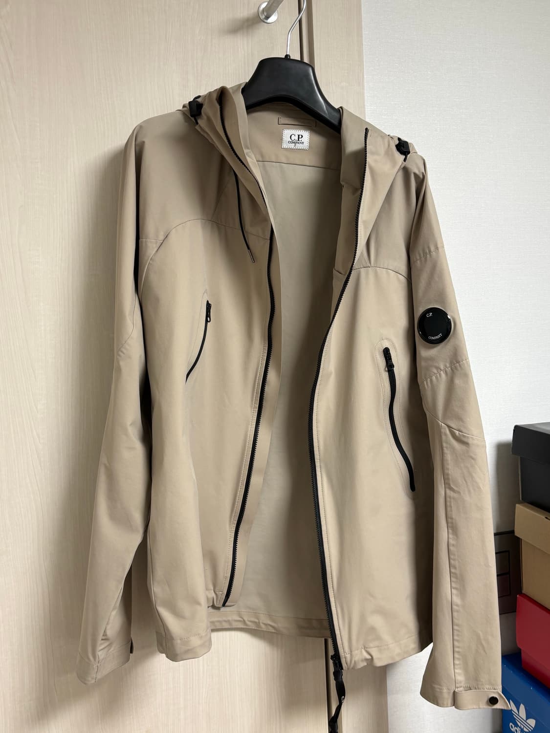 CP컴퍼니 프로텍 바람막이 상품이미지1