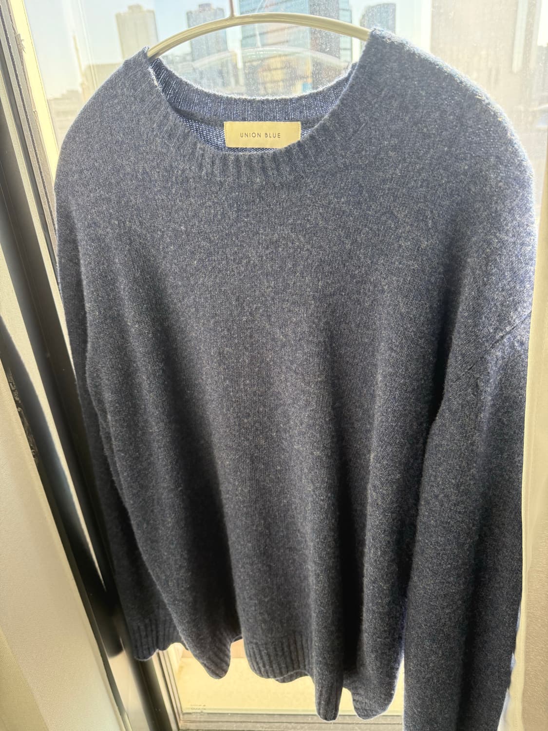 (L) 유니온블루 UNION BLUE 울캐시미어 멜란지 네이비 니트 상품이미지1