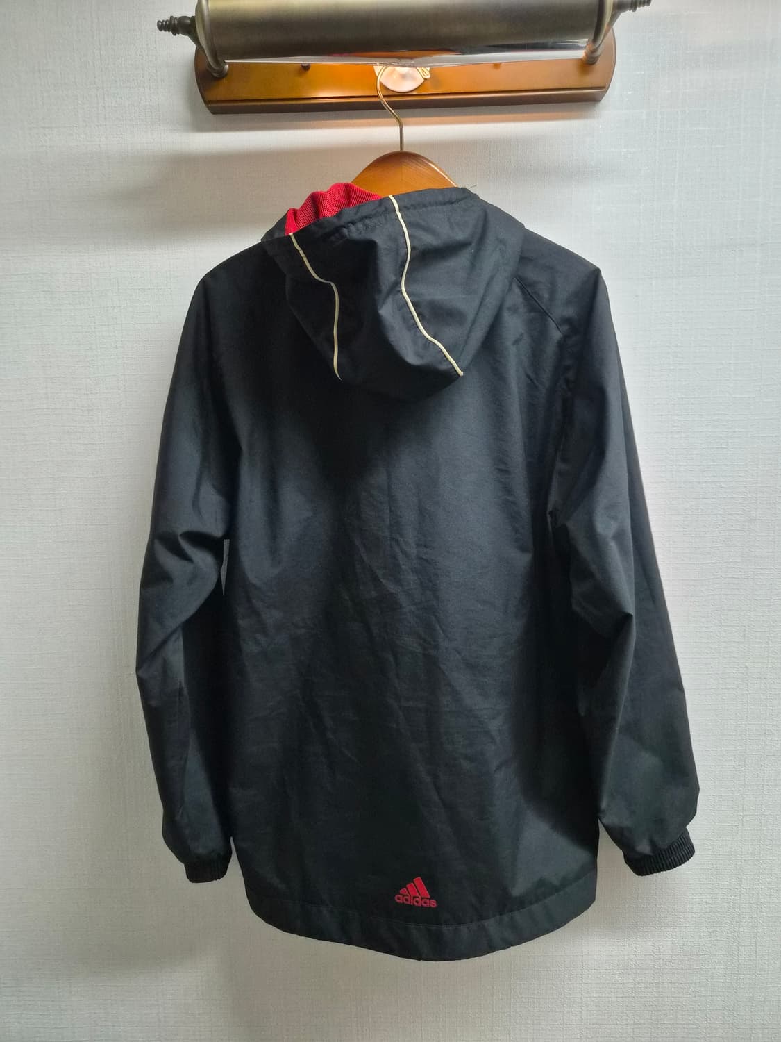 M) 아디다스 리버풀 09/10 챔스 사선집업 트랙자켓 팝니다 상품이미지2