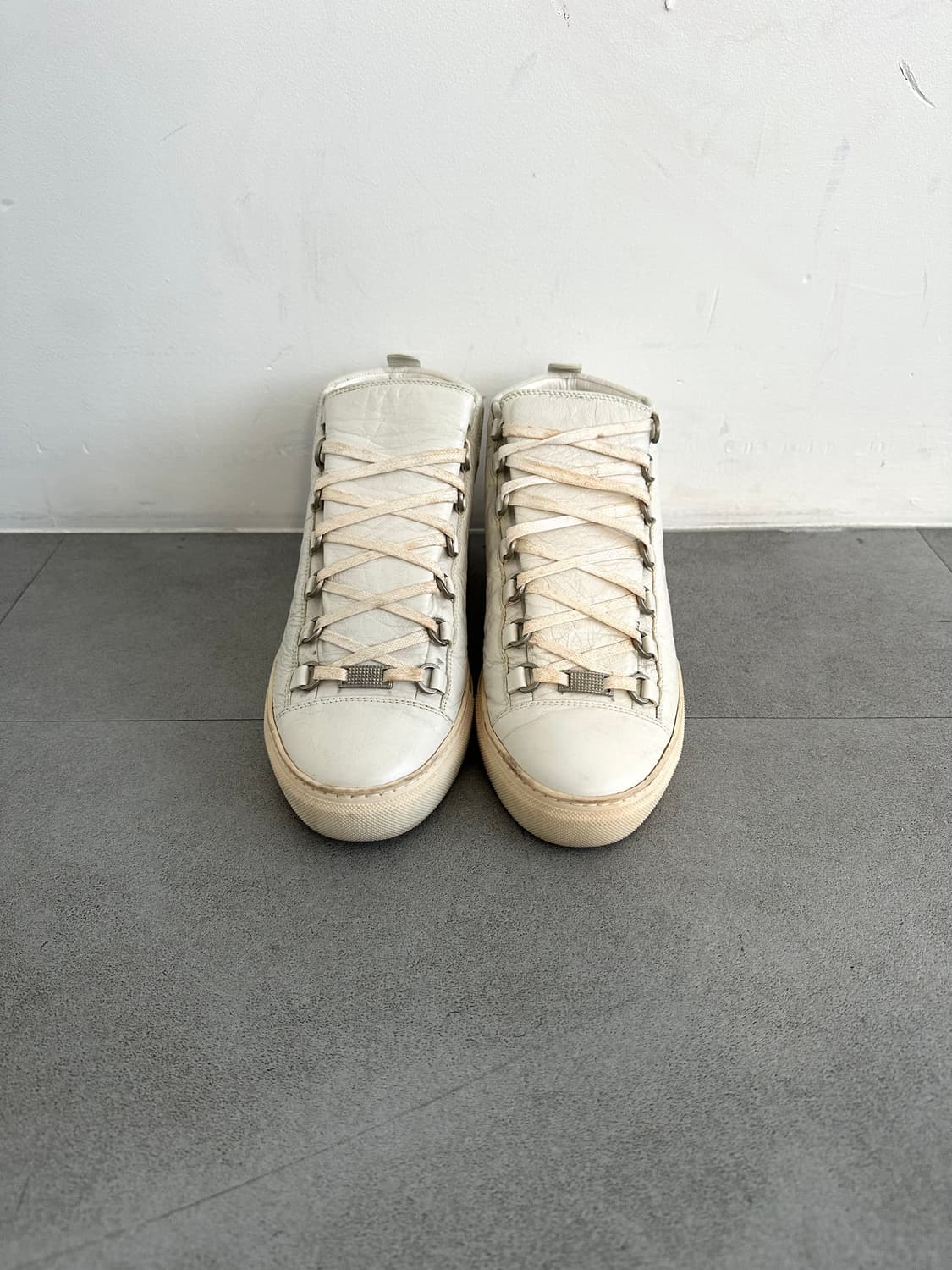 발렌시아가 아레나 크랙 레더 하이탑 상품이미지3