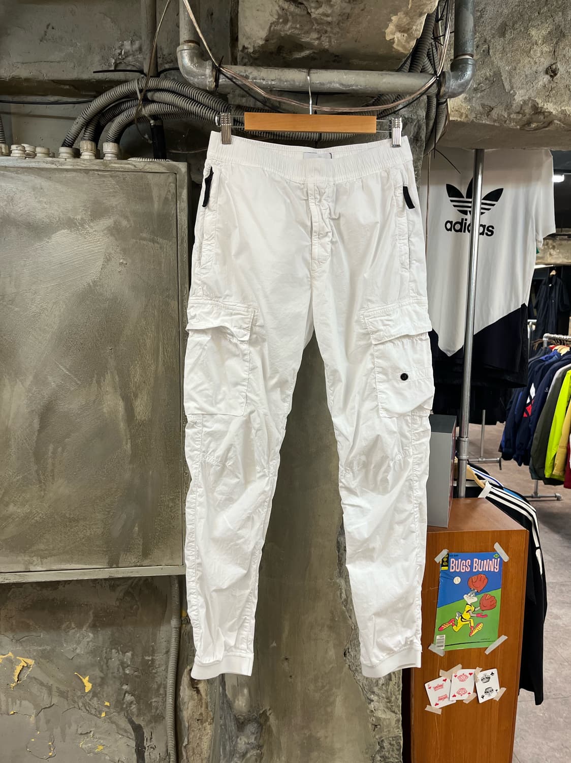 스톤 아일랜드 22SS 와펜 패치 밴딩 카고 팬츠 화이트 W30 #csz 상품이미지1