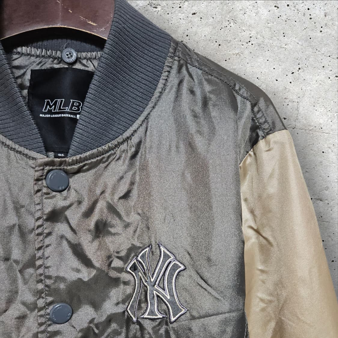 MLB 뉴욕양키즈 스타디움 바시티 자켓 (95/M) 상품이미지4