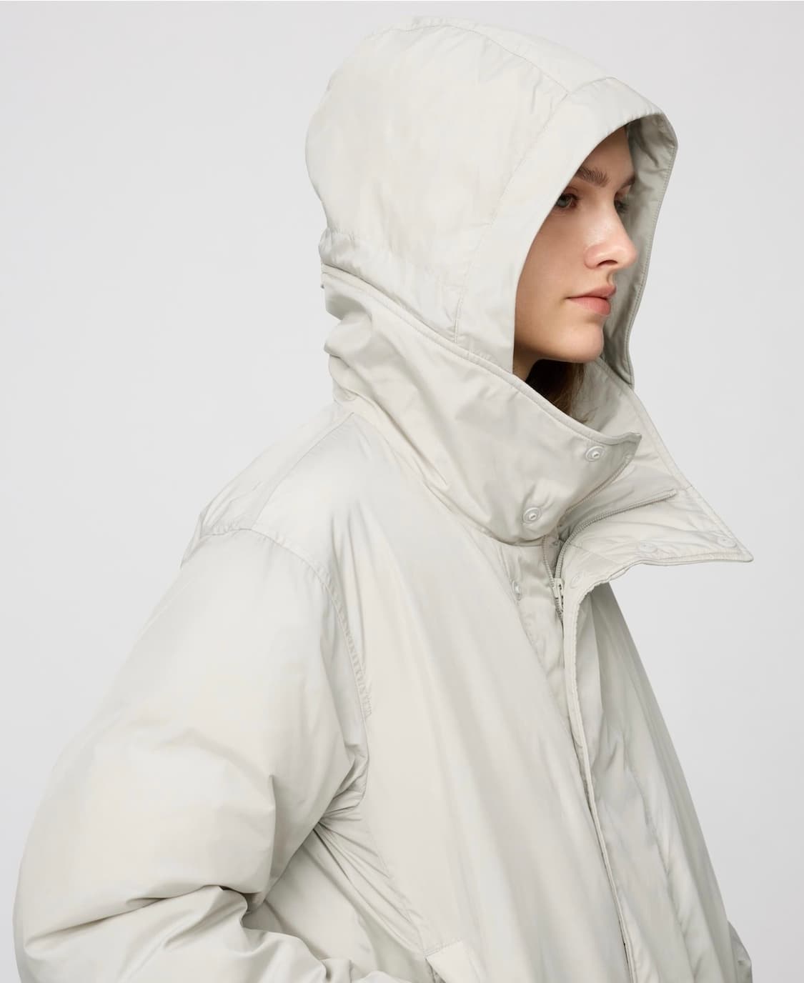 유니클로 U 퍼프테크 파카 상품이미지1