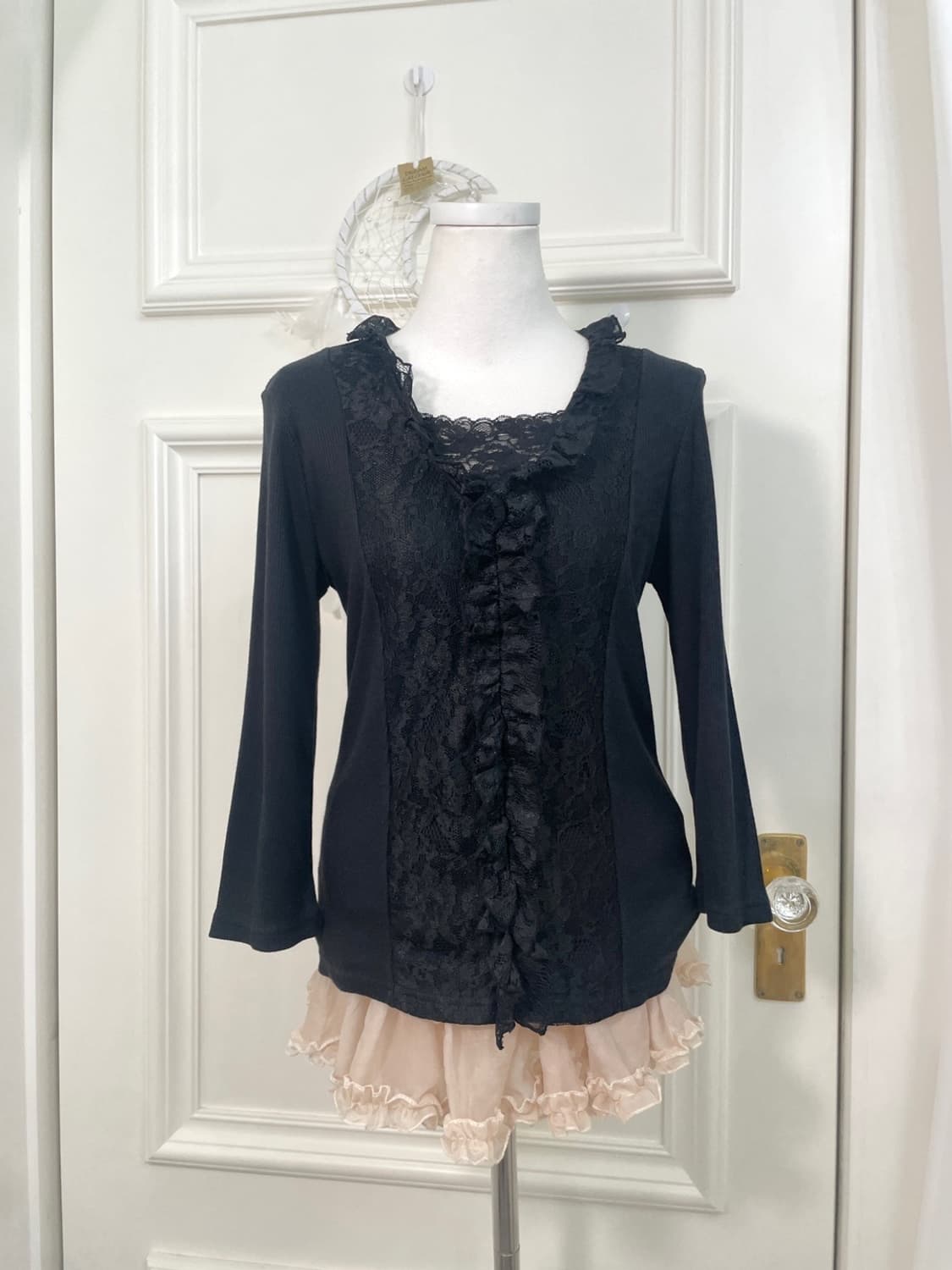 black lace ruffle knit top(size-L) 상품이미지5