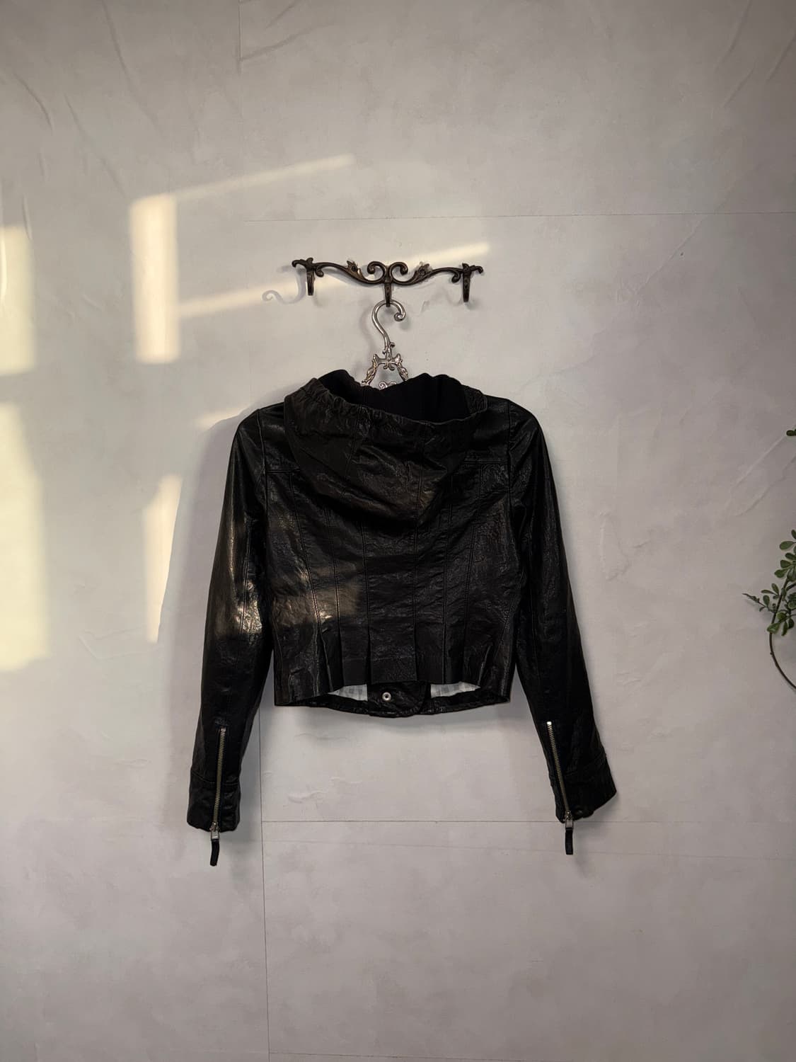 O’2ND lamb skin buckle piercing hood jk 상품이미지4