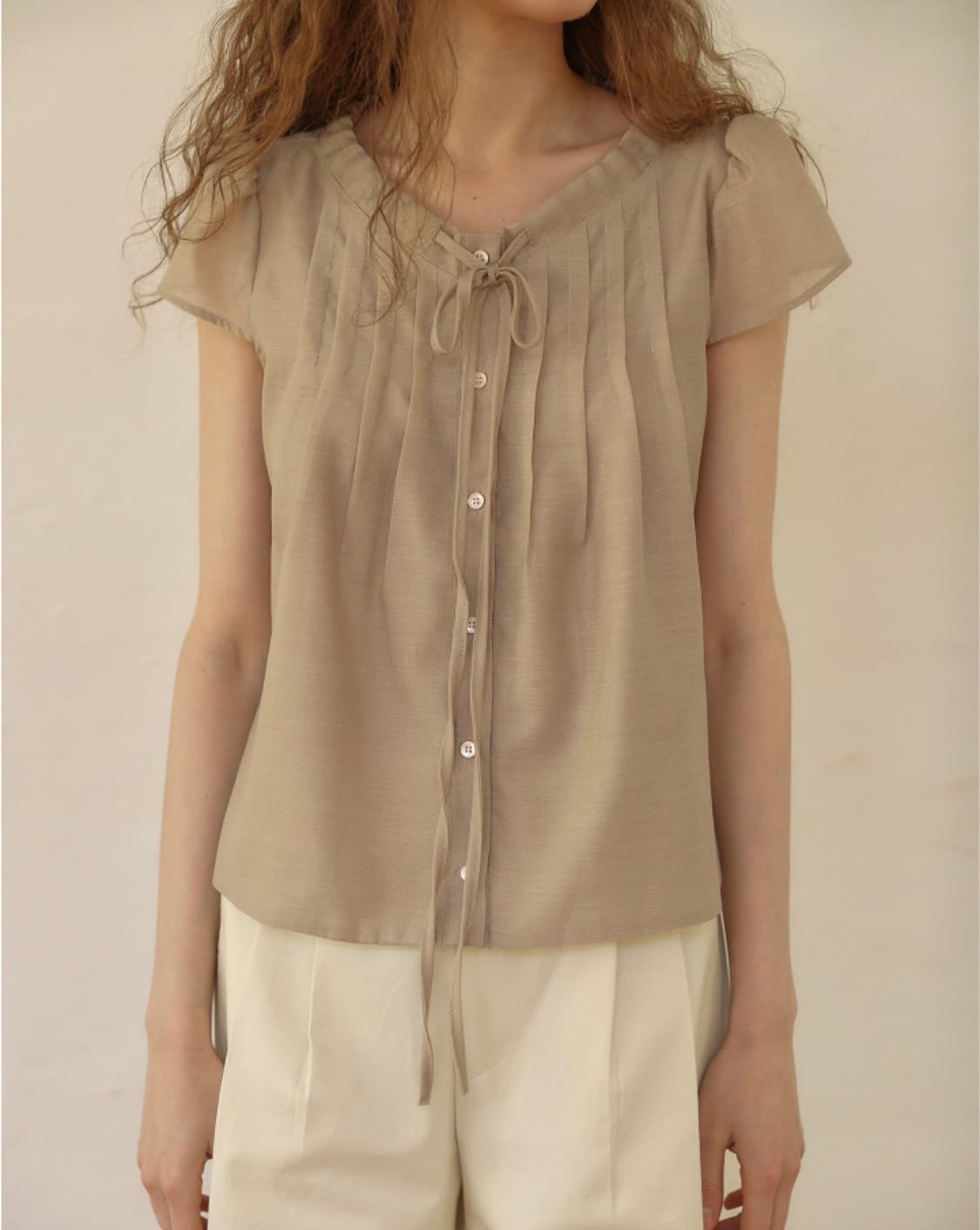 아우로 CHIFFON TIE BLOUSE 블라우스 베이지 상품이미지2