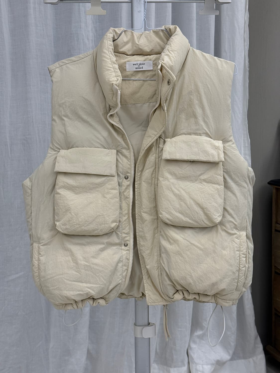 조끼패딩 크림색 상품이미지1