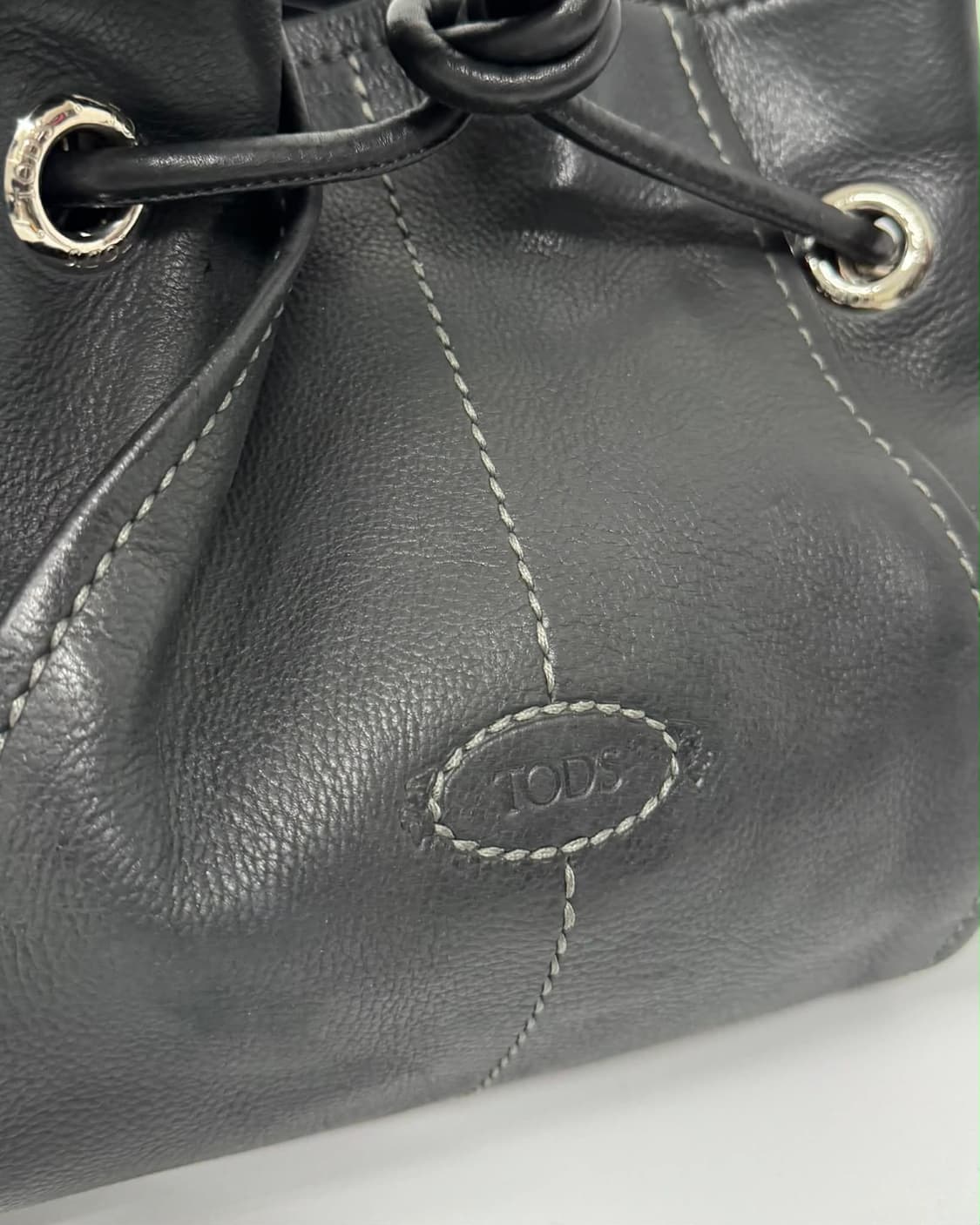 토즈 블랙 가죽 버킷 탑핸들 숄더 토트백 상품이미지8