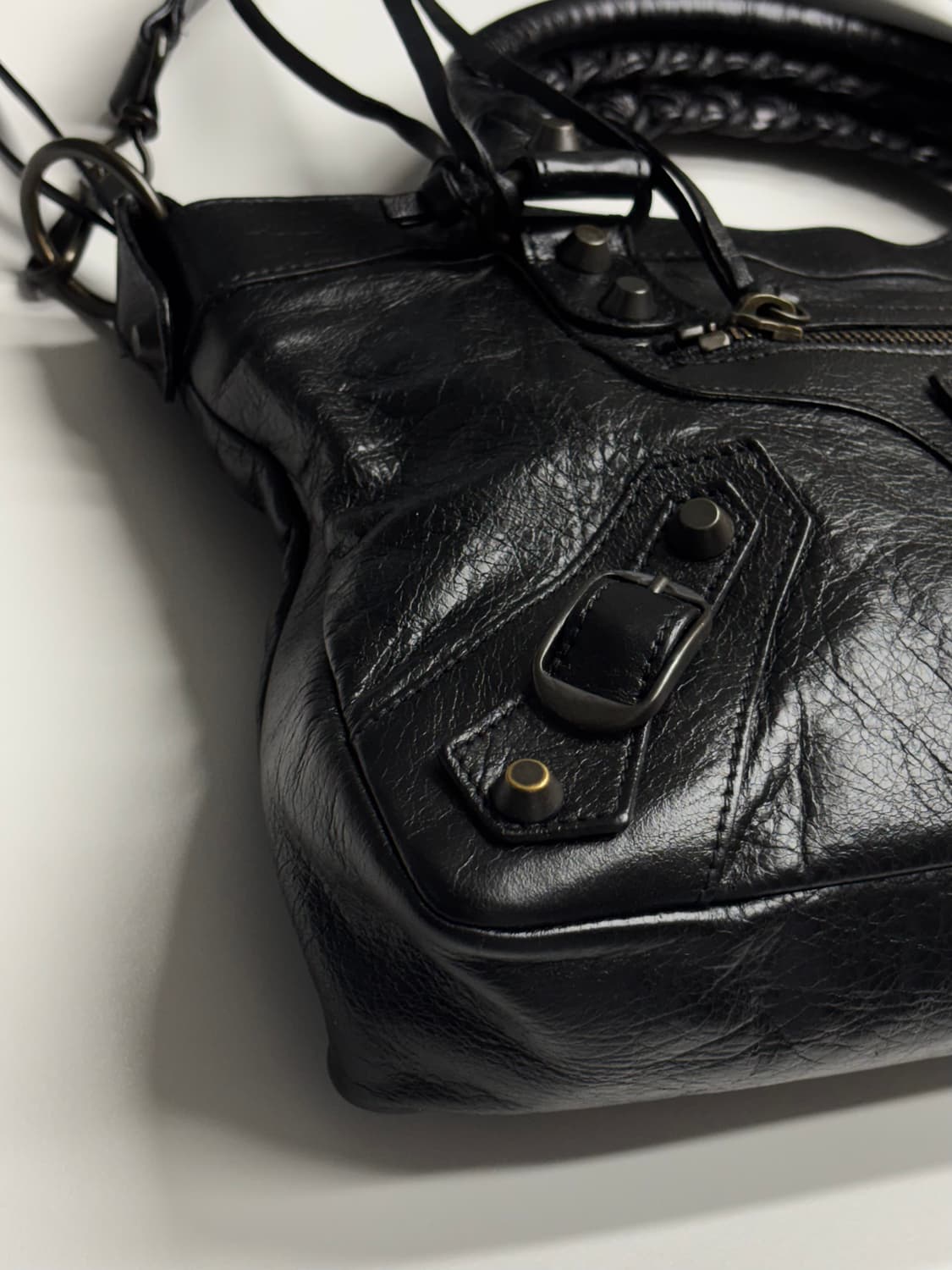 발렌시아가 모터백 클래식 퍼스트백 상품이미지4