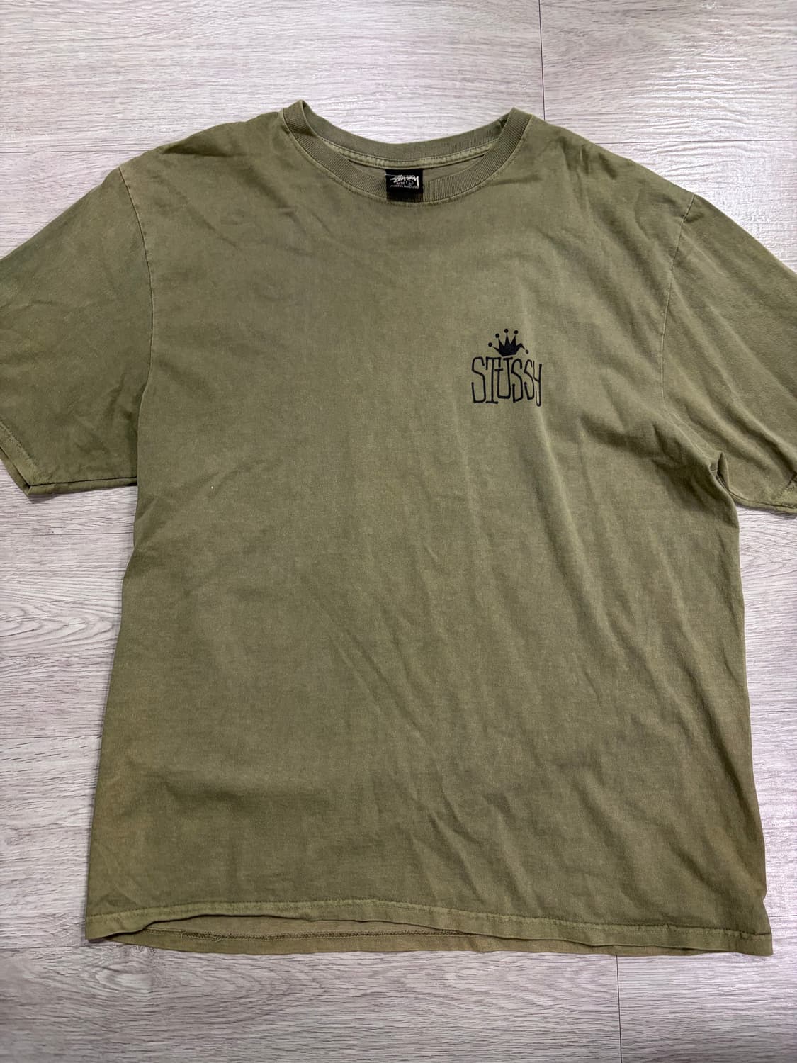 스투시 크라운 인터내셔널 피그먼트 다이드 반팔 올리브 상품이미지2