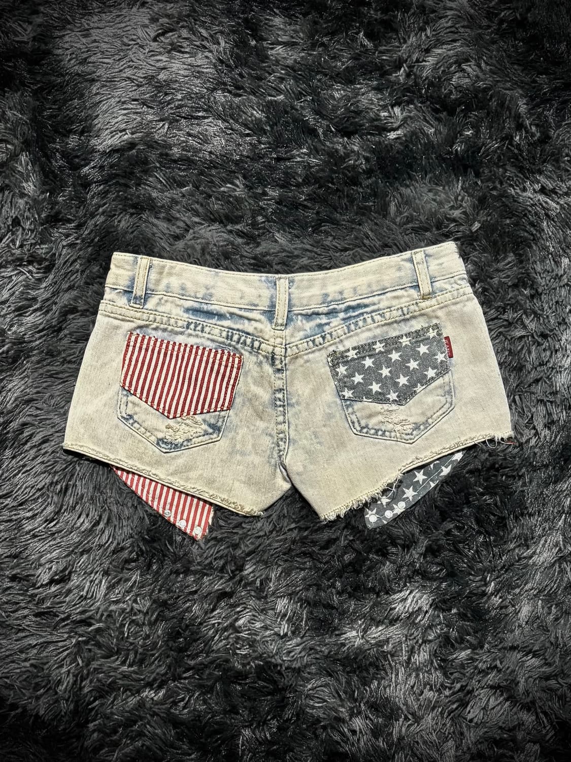 디스트로이드 아메리칸 플래그 패치 데님 숏팬츠 상품이미지2