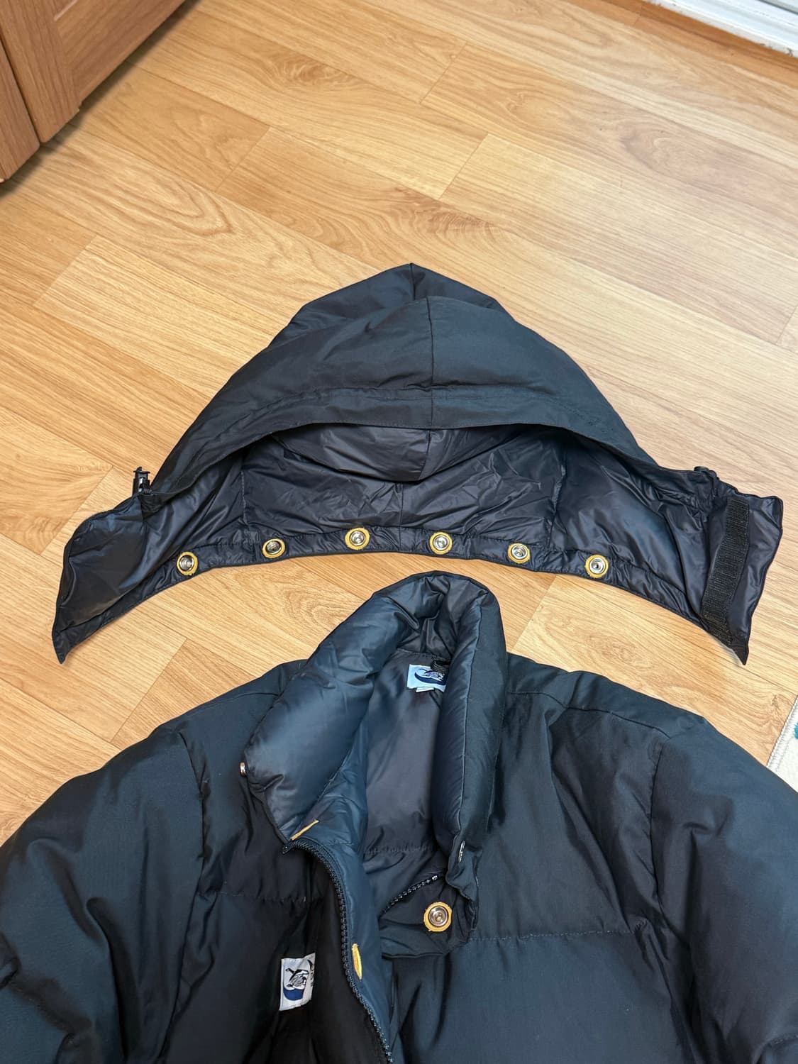 크레센트 다운웍스 패딩 (L 사이즈) 상품이미지4