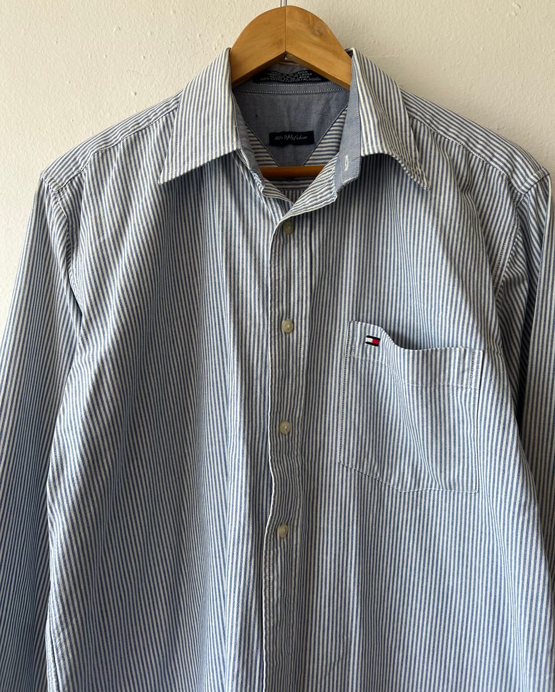 타미힐피거 남성 블루 스트라이프 코튼긴팔셔츠

 상품이미지2