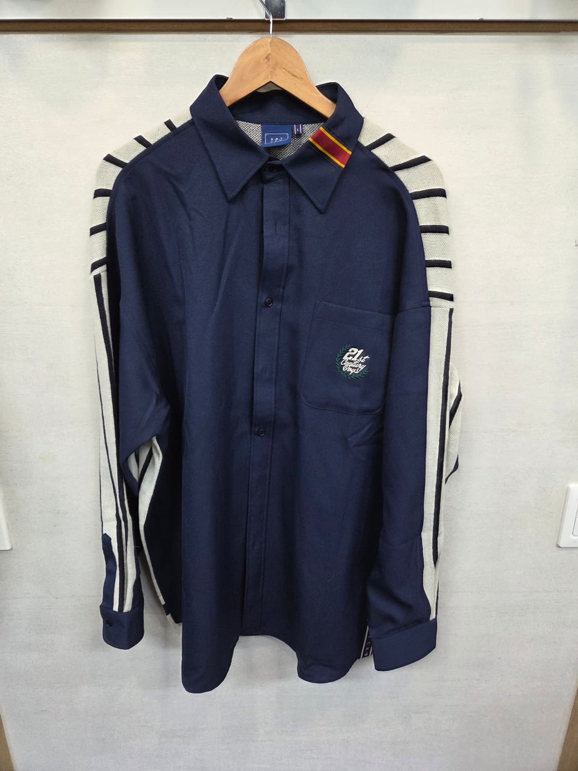 로맨틱크라운 패브릭 리버스 니트 셔츠 L 오버핏  상품이미지1