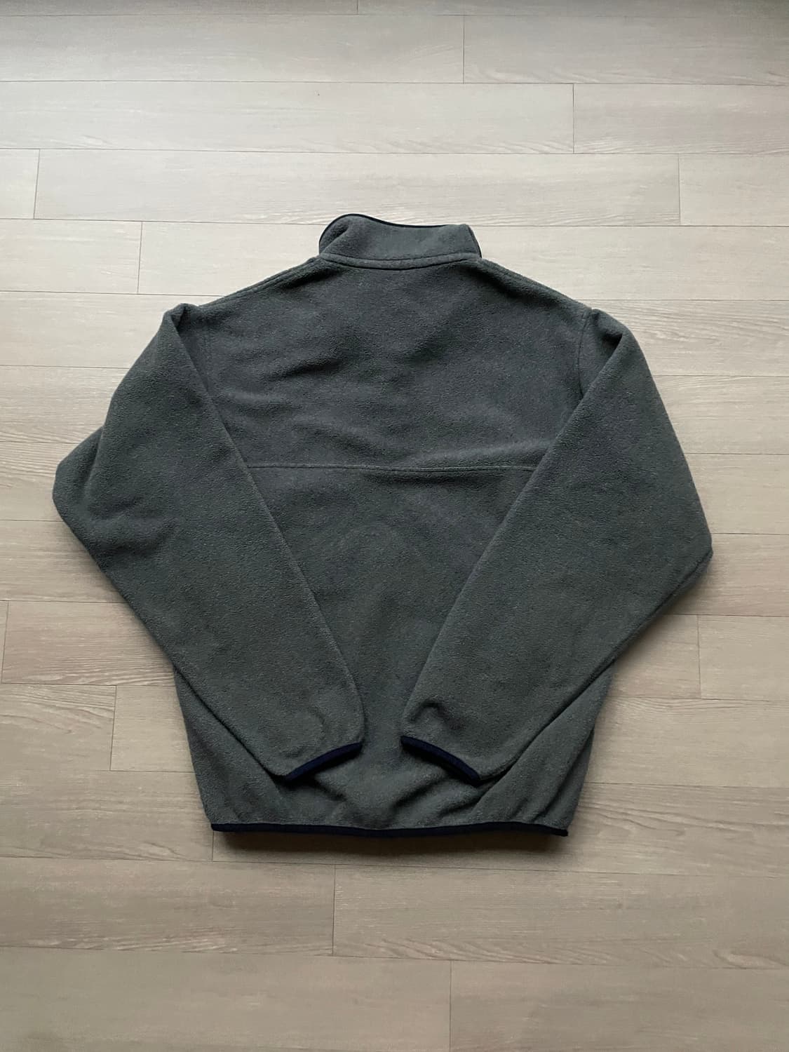 파타고니아 신칠라 니켈 네이비 그레이 플리스 patagonia 상품이미지2