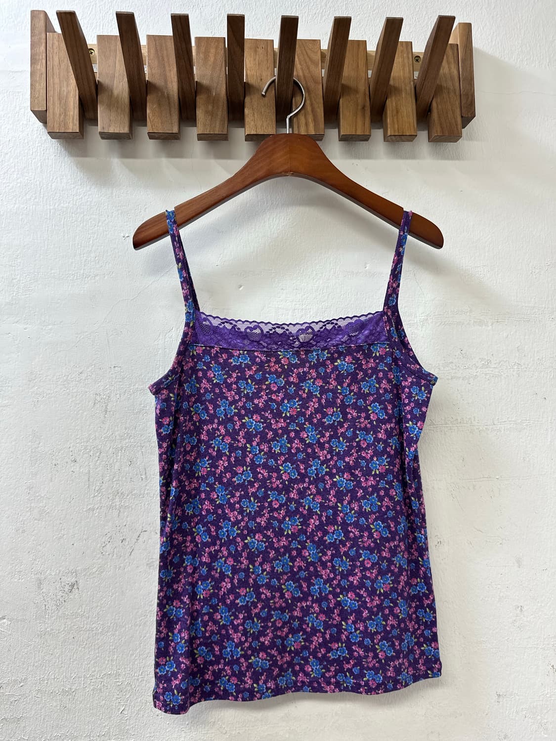 일본빈티지 퍼플 잔꽃 패턴 레이스 트리밍 슬리브리스 탑 상품이미지1