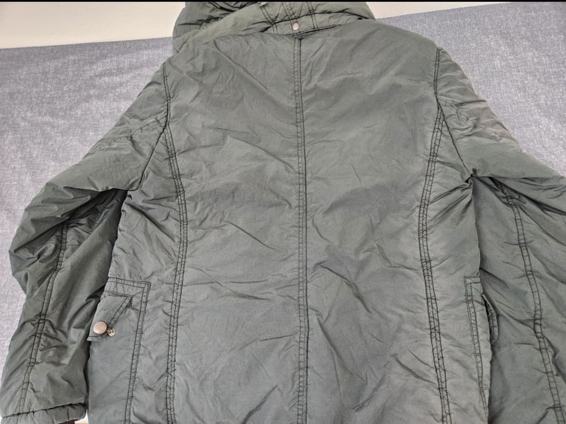 Cp컴퍼니 고글 후드 패딩 판매 상품이미지6