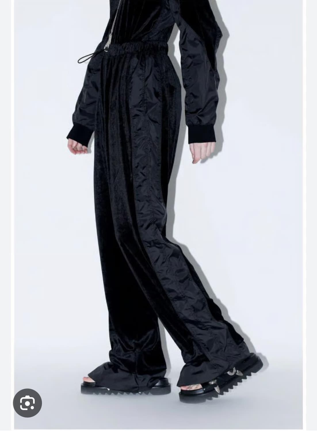 토가 풀라 Toga Pulla 아카이브스 벨벳 트랙 팬츠 블랙 38 상품이미지1