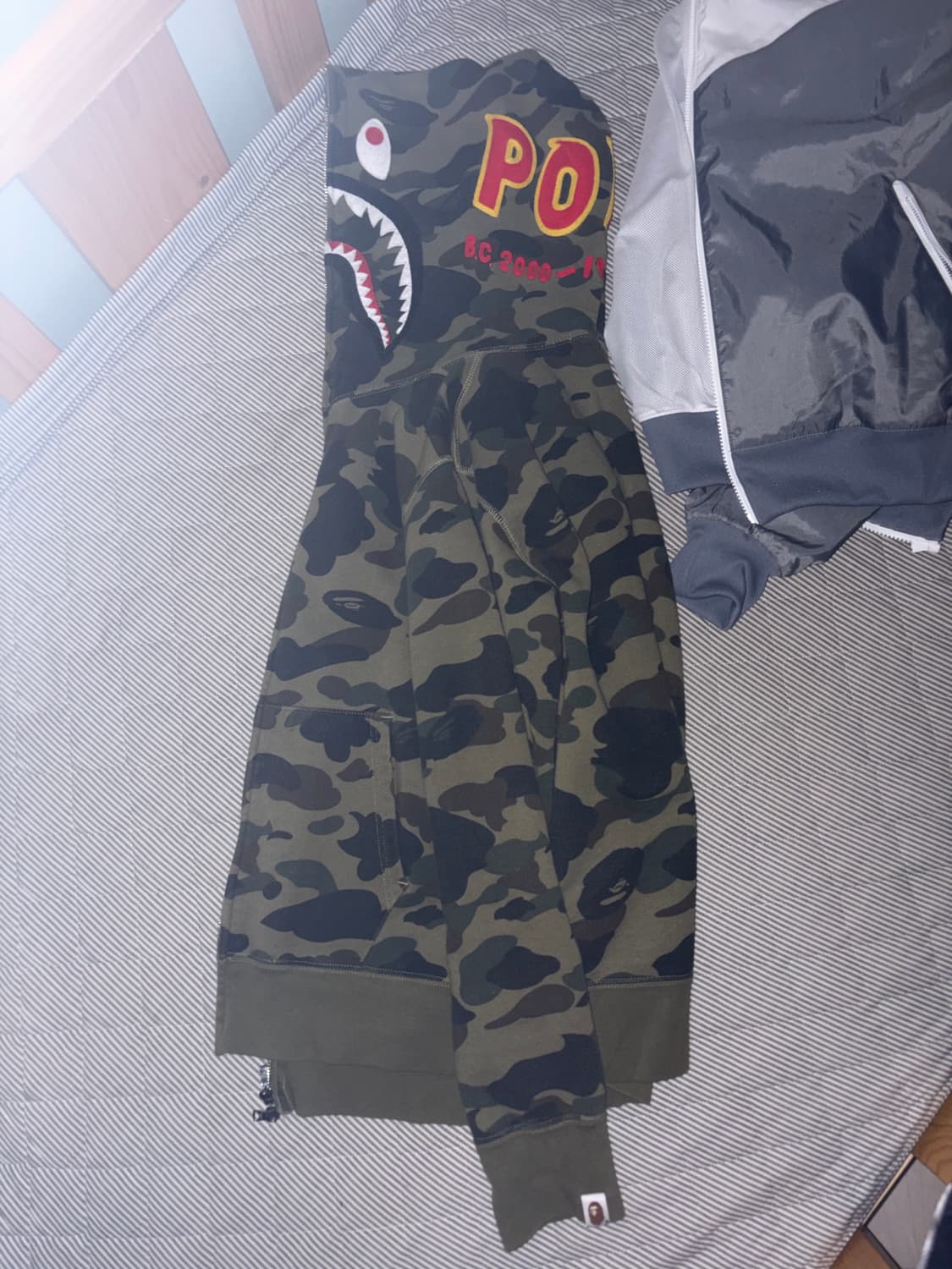 ❗️정품❗️베이프 샤크후드 녹계 M 상품이미지2