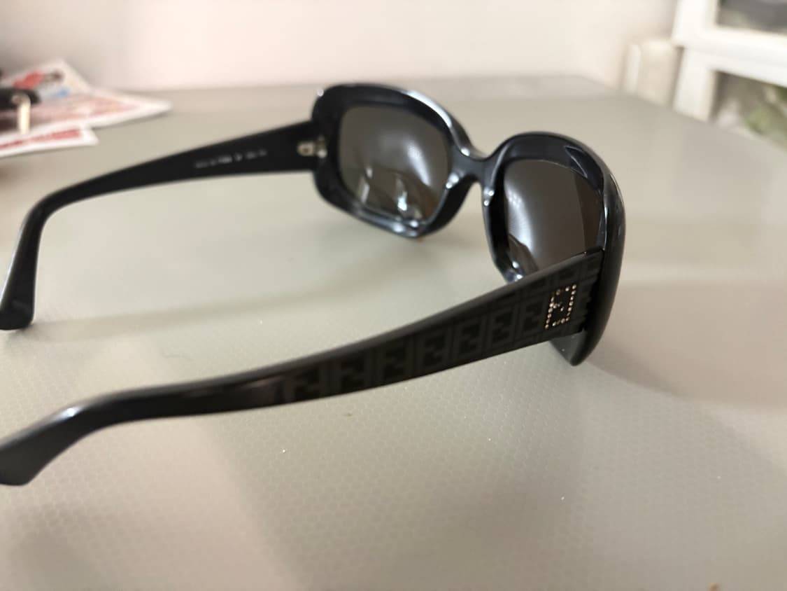 FENDI Cat-eye Logo sunglasses 상품이미지3
