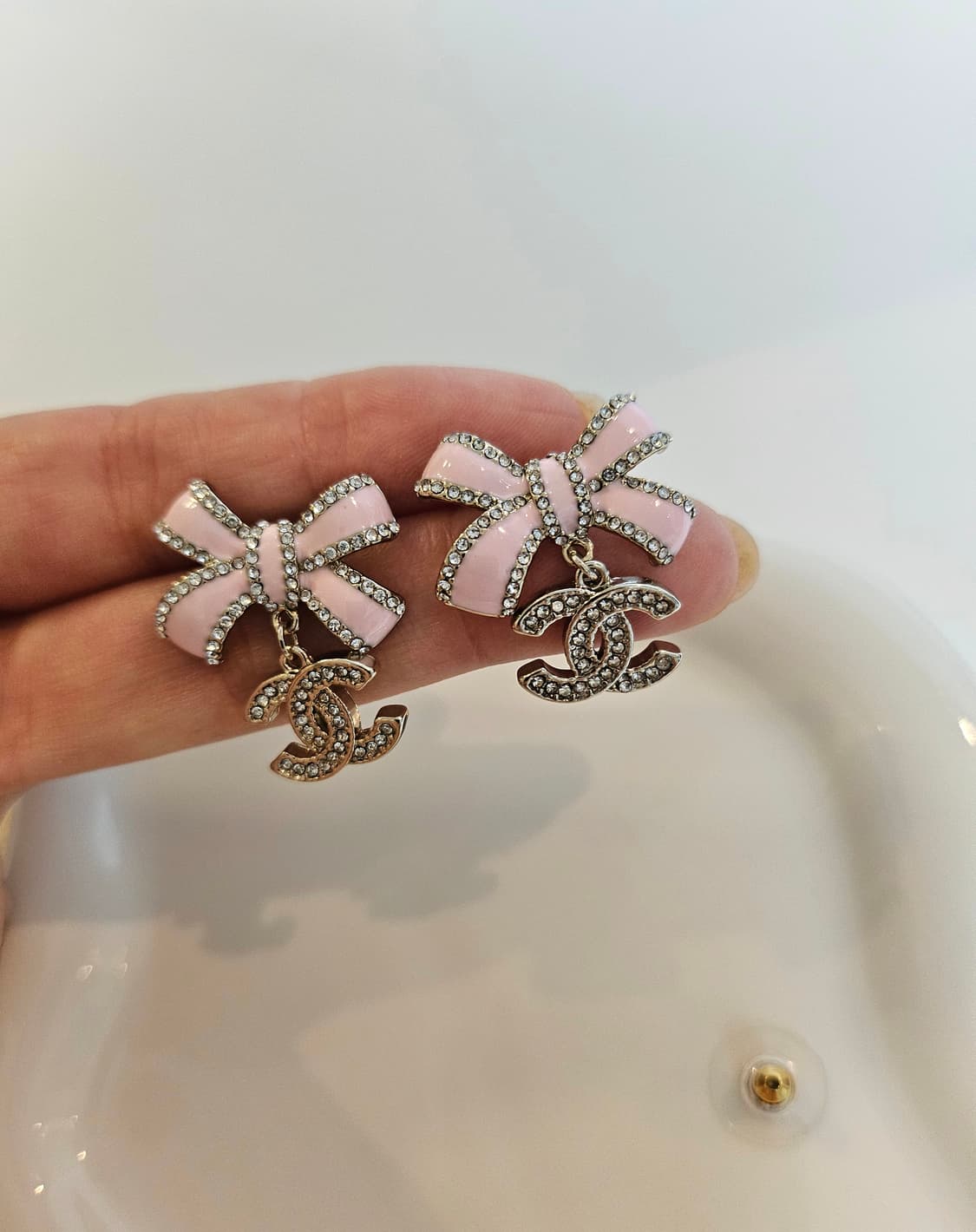 샤넬 핑크리본 CC 드롭귀걸이 업사이클링 상품이미지2
