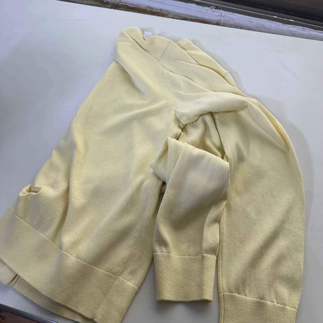 우먼M 유니클로 파스텔옐로우 모달 U넥 가디건 상품이미지4