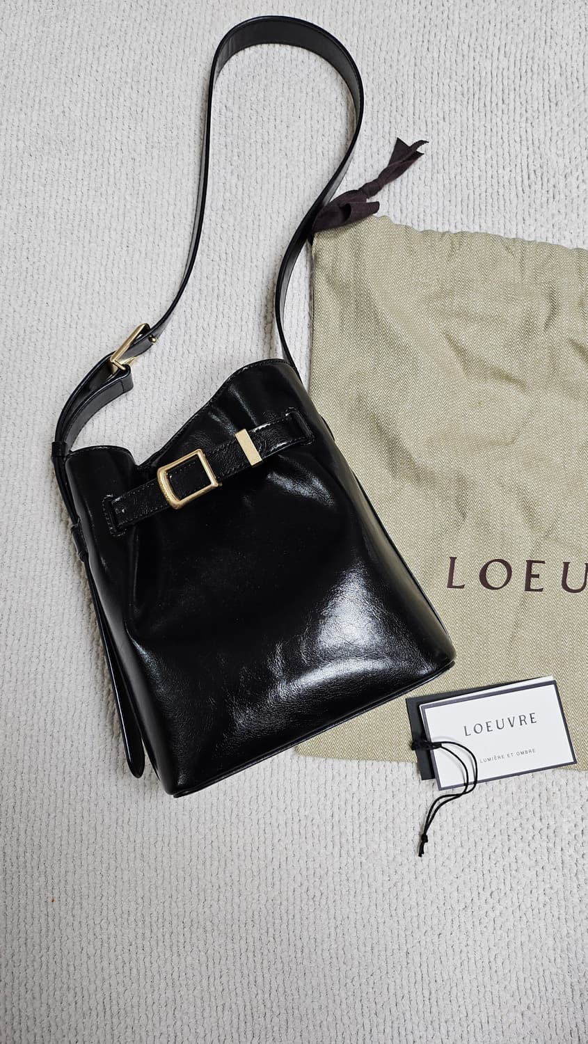 루에브르 삭드생뛰 블랙 스몰백 상품이미지1