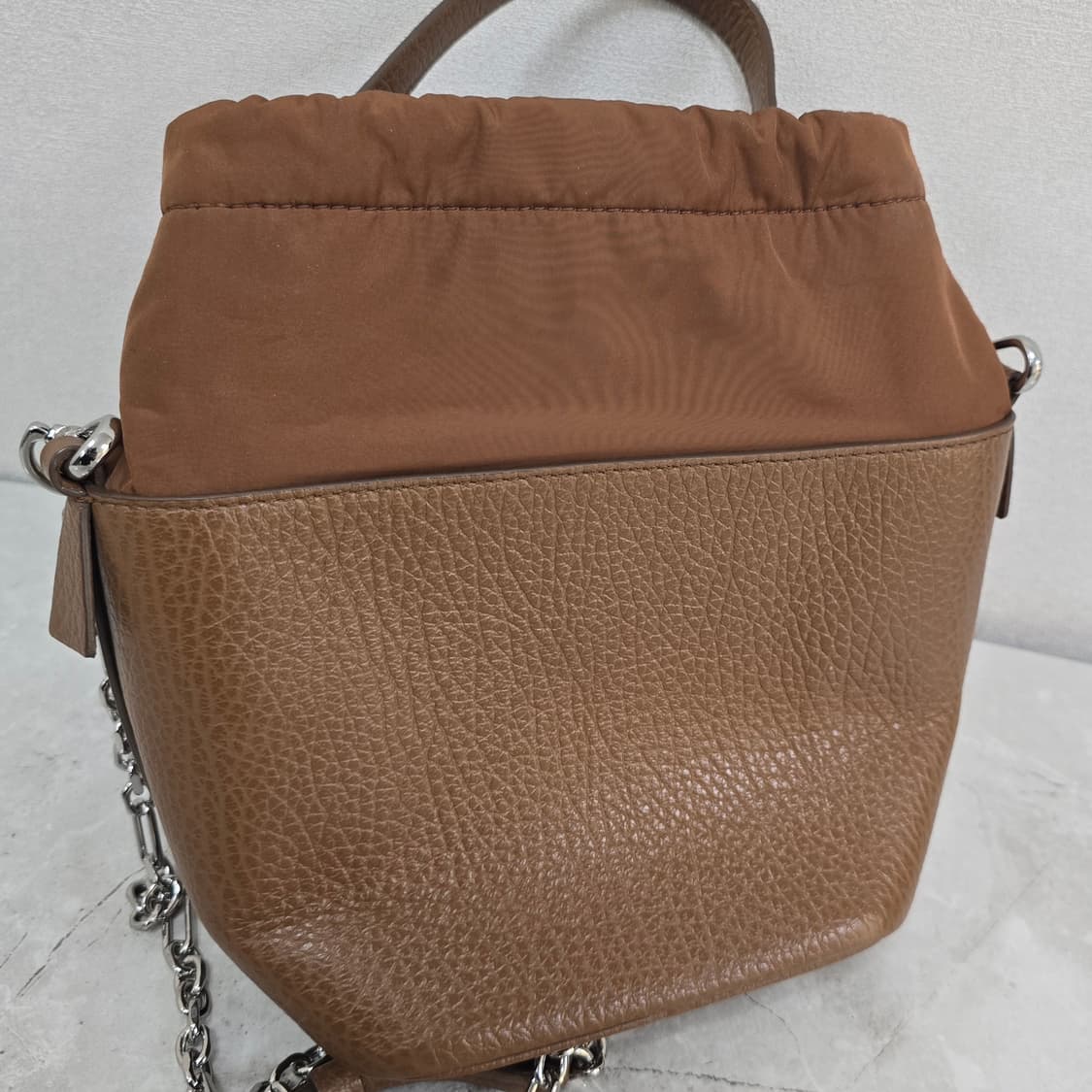 메종 마르지엘라 5ac 버킷백 브라운 판매 상품이미지2