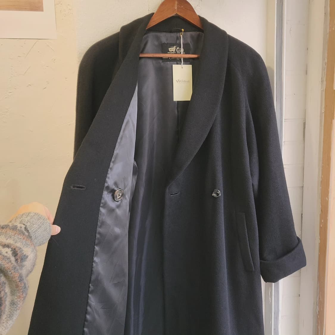 Cashgora 래글런 블랙코트 상품이미지6