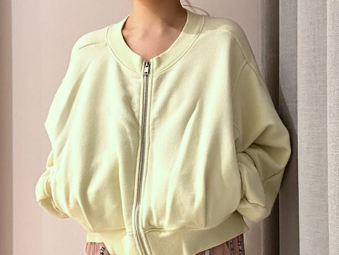 코데즈컴바인 크롭 맨투맨 집업 레몬 모리 y2k 키치 상품이미지1