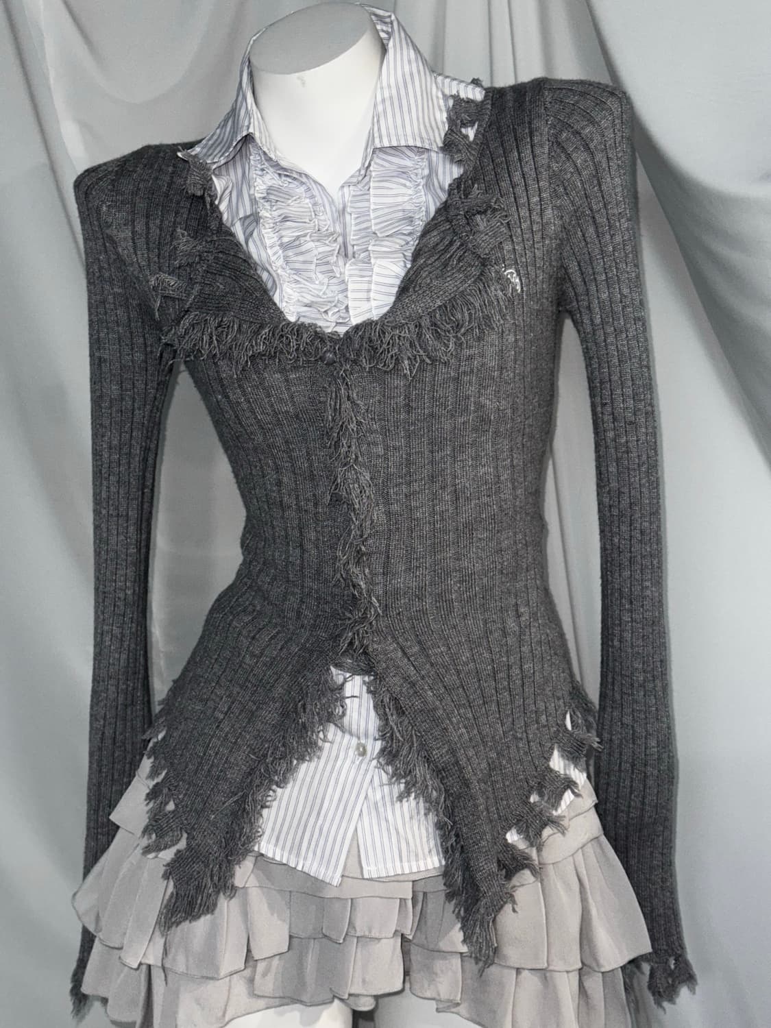 Guess 게스 핀터맛 그런지 프레피 코디세트  상품이미지5