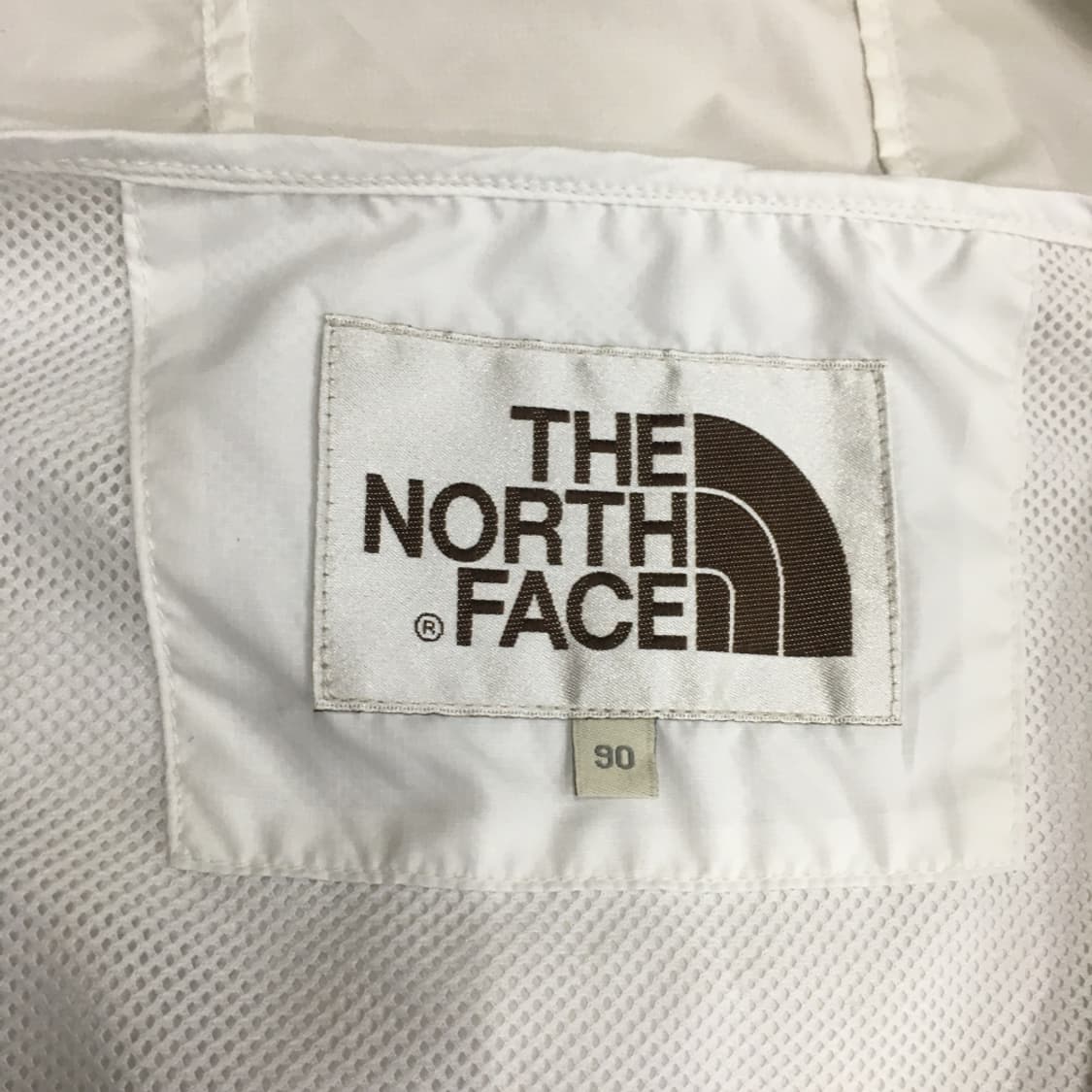 노스페이스 여성 경량 바람막이 CC05 상품이미지3