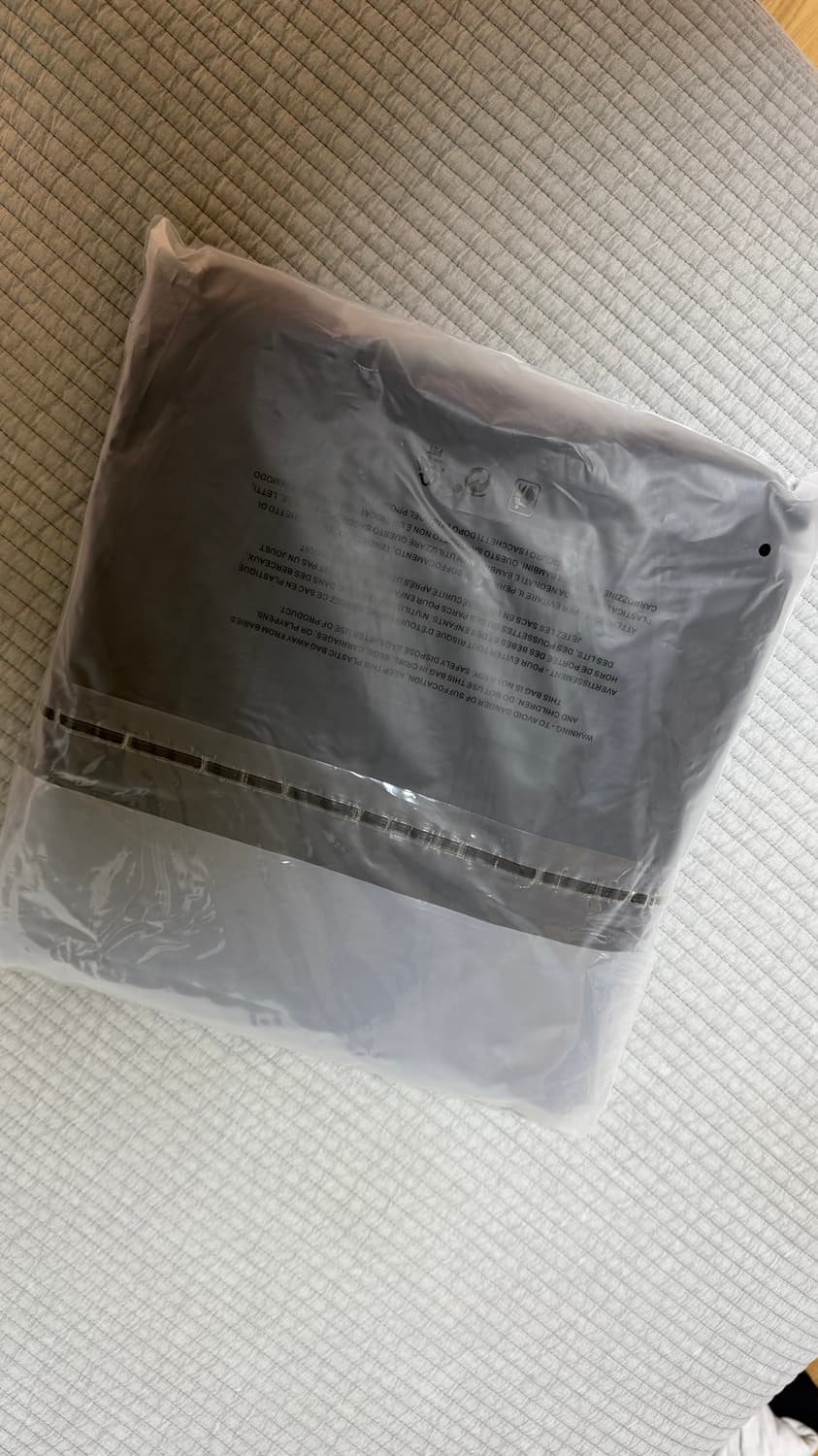 아틀리에 에디션 러플 블랙 드레스 상품이미지5